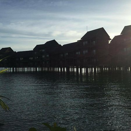 Water Chalet Suite At Langkawi Lagoon Resort Padang Mat Sirat Bagian luar foto